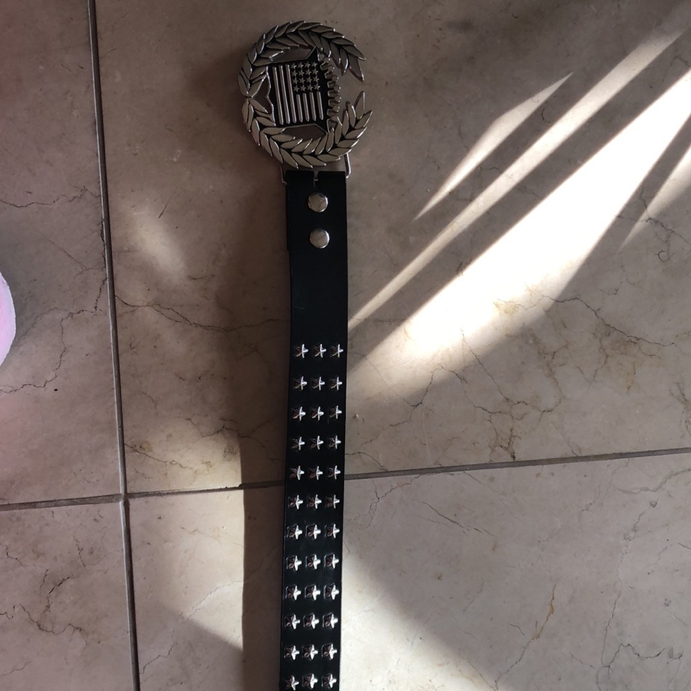 BELT - Picture 2 of 5